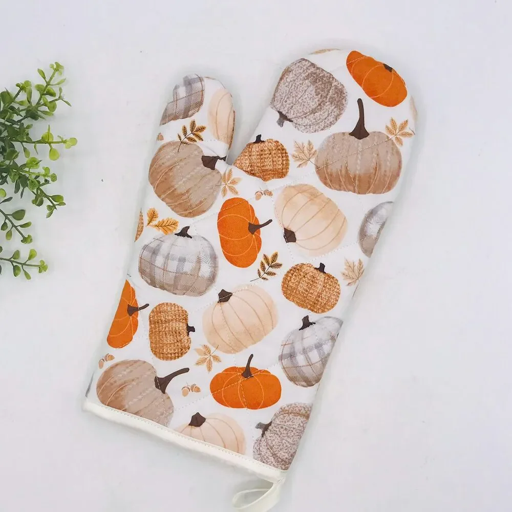 Oven Mitt, Neutrals Pumpkins and Plaid Baking Mitt